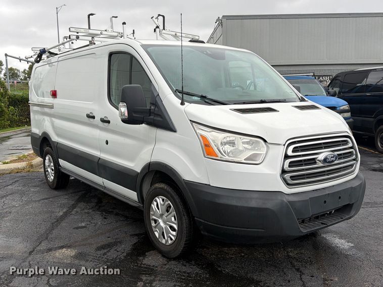 image for item FU4808 2019 Ford Transit 250 van