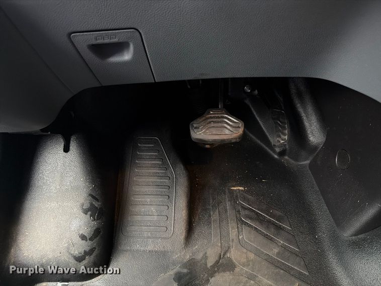 image for item FU4808 2019 Ford Transit 250 van