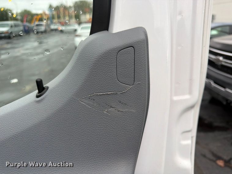 image for item FU4808 2019 Ford Transit 250 van