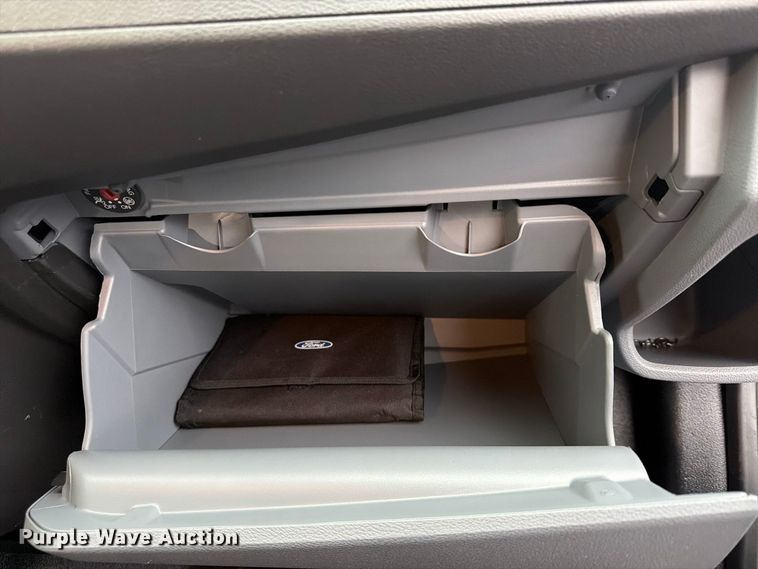 image for item FU4808 2019 Ford Transit 250 van