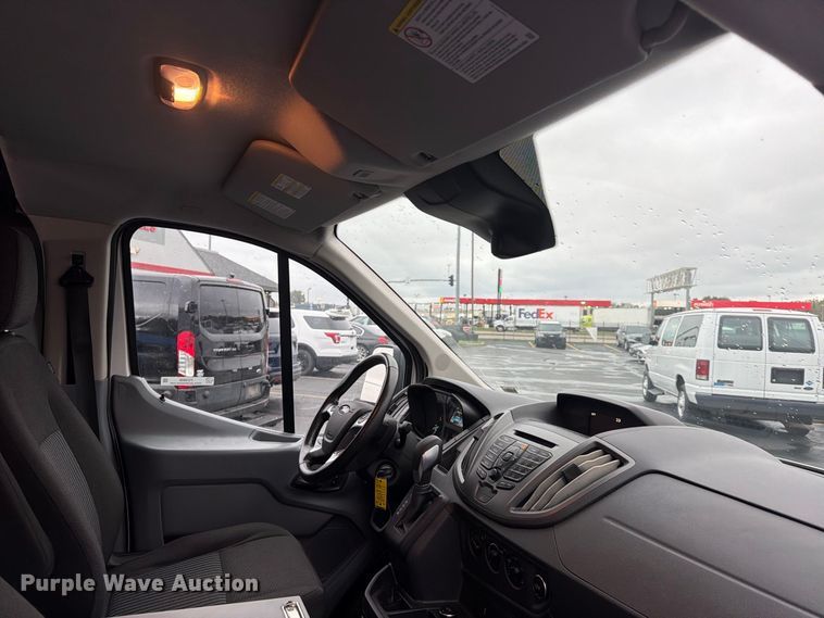 image for item FU4808 2019 Ford Transit 250 van