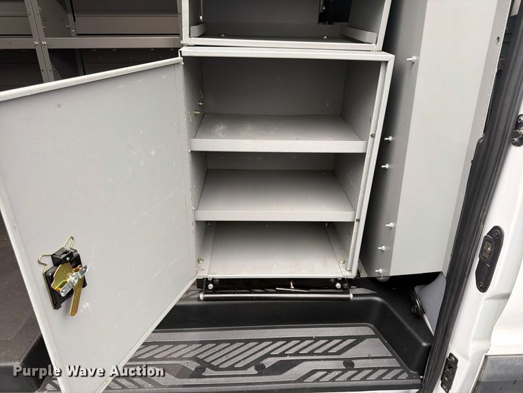 image for item FU4808 2019 Ford Transit 250 van