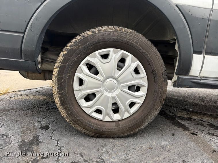 image for item FU4808 2019 Ford Transit 250 van