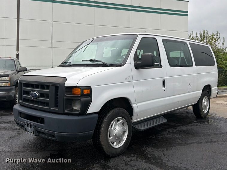 image for item FU4809 2013 Ford E350 van