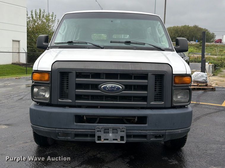 image for item FU4809 2013 Ford E350 van