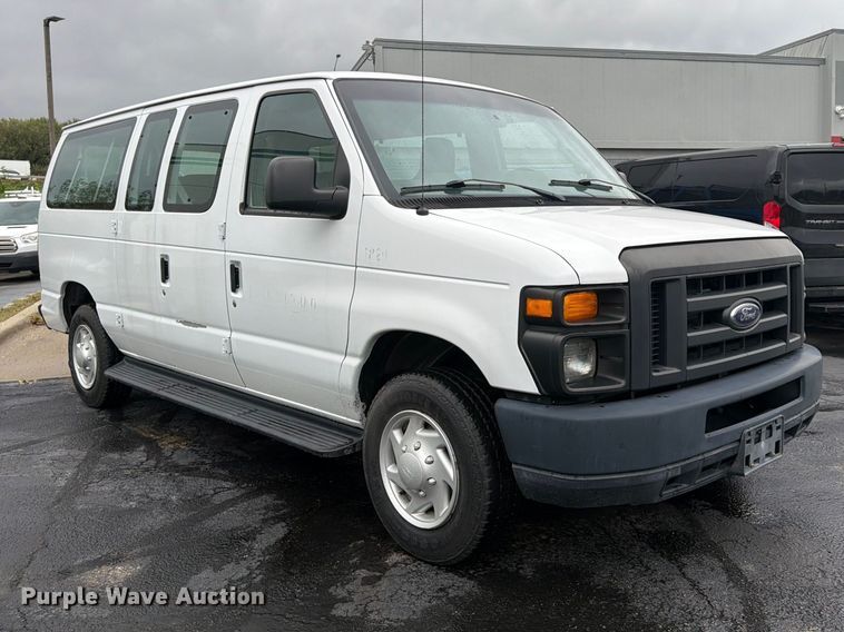 image for item FU4809 2013 Ford E350 van