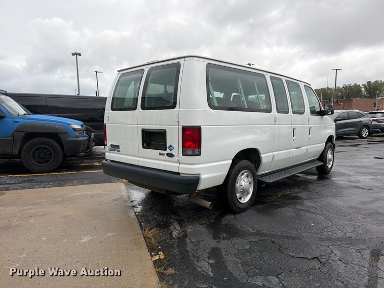 image for item FU4809 2013 Ford E350 van