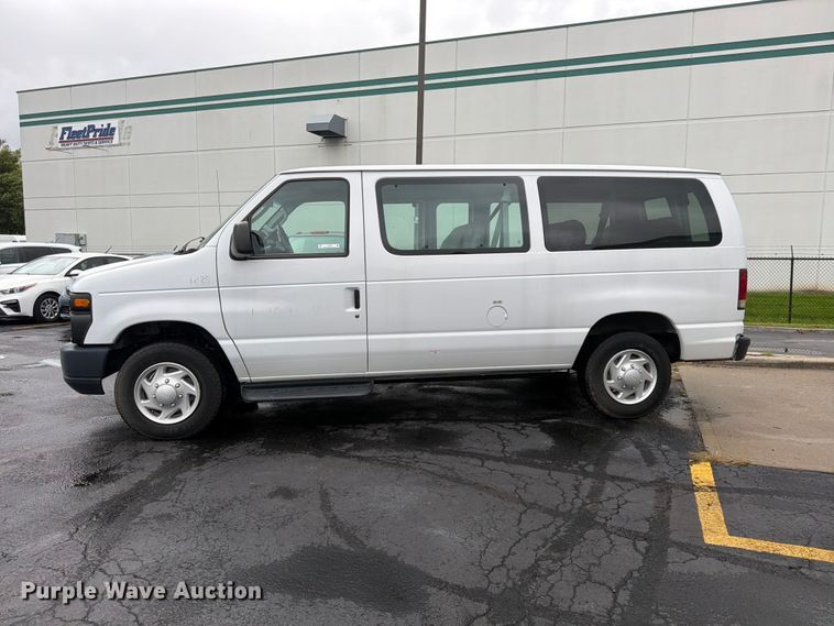 image for item FU4809 2013 Ford E350 van