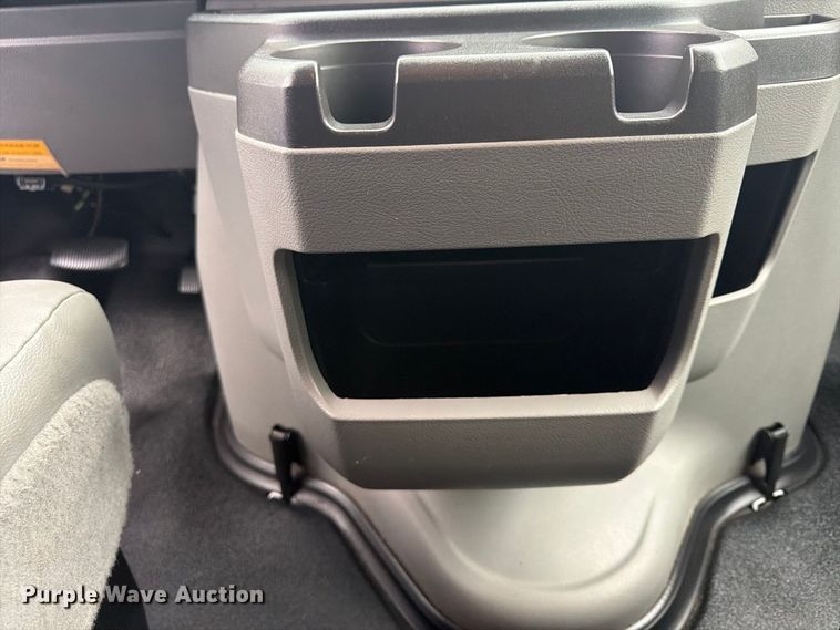 image for item FU4809 2013 Ford E350 van