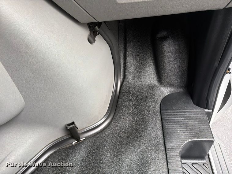 image for item FU4809 2013 Ford E350 van