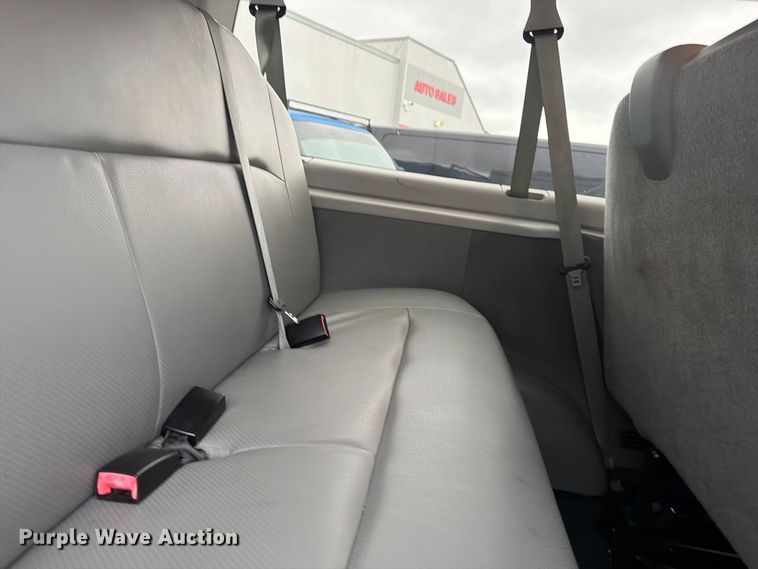 image for item FU4809 2013 Ford E350 van