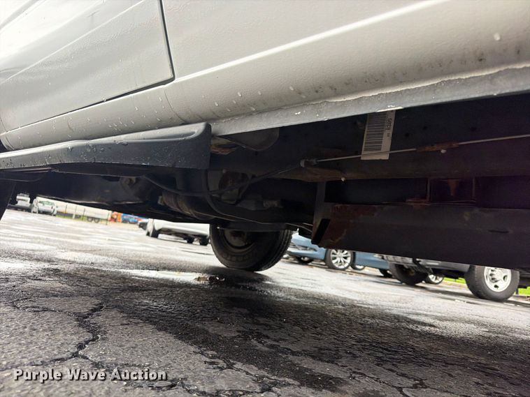 image for item FU4809 2013 Ford E350 van
