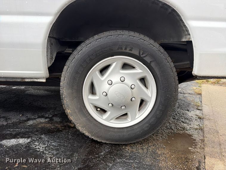 image for item FU4809 2013 Ford E350 van