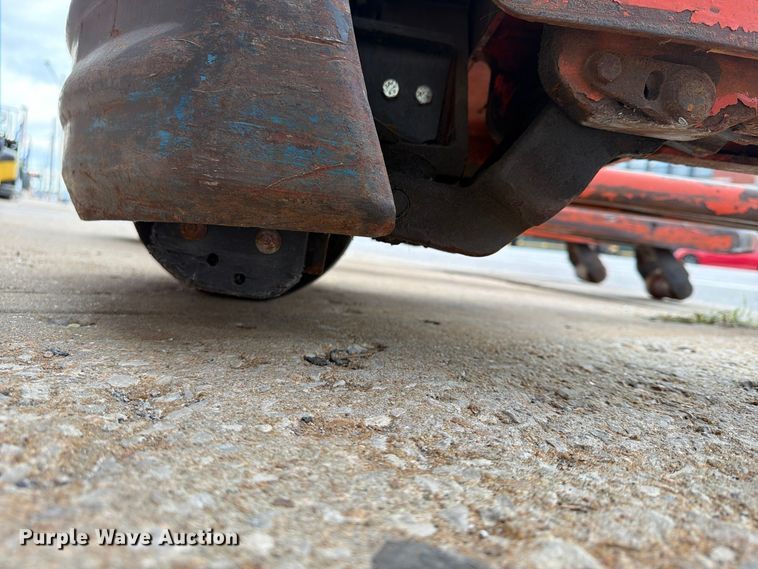 image for item FU4813 (2) Toyota 7HBW23 pallet jacks