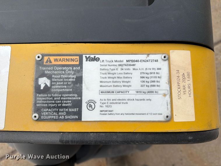 image for item FU4814 (2) Yale MPB040-EN24T2748 pallet jacks