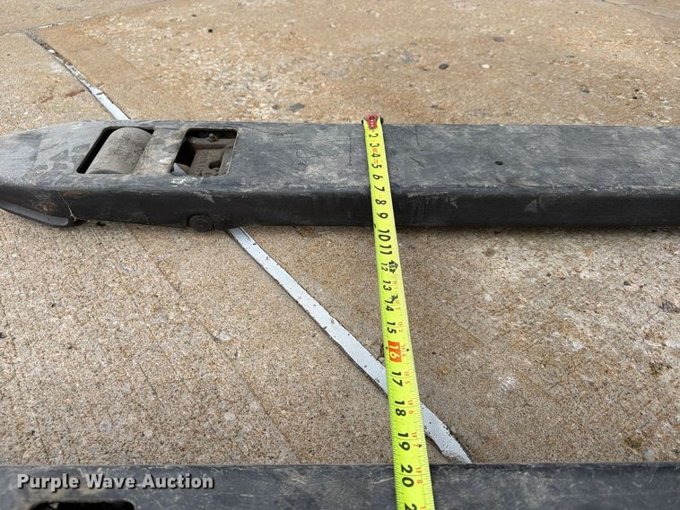 image for item FU4815 (2) Yale MPB040-EN24T2748 pallet jacks