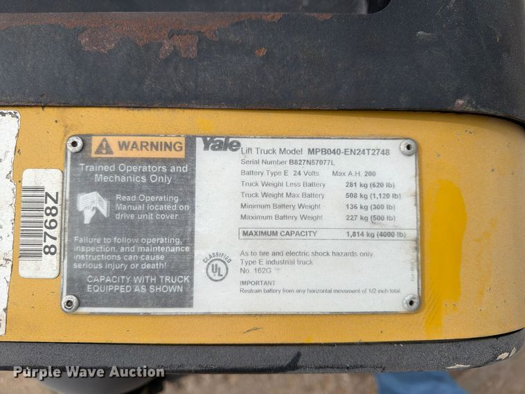 image for item FU4816 (2) Yale MPB040-EN24T2748 pallet jacks