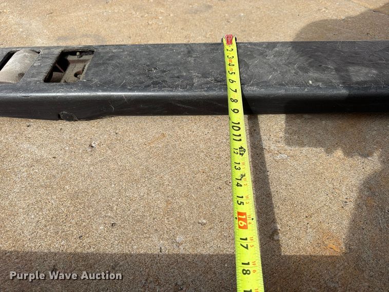 image for item FU4818 (2) Yale MPB040-EN24T2748 pallet jacks