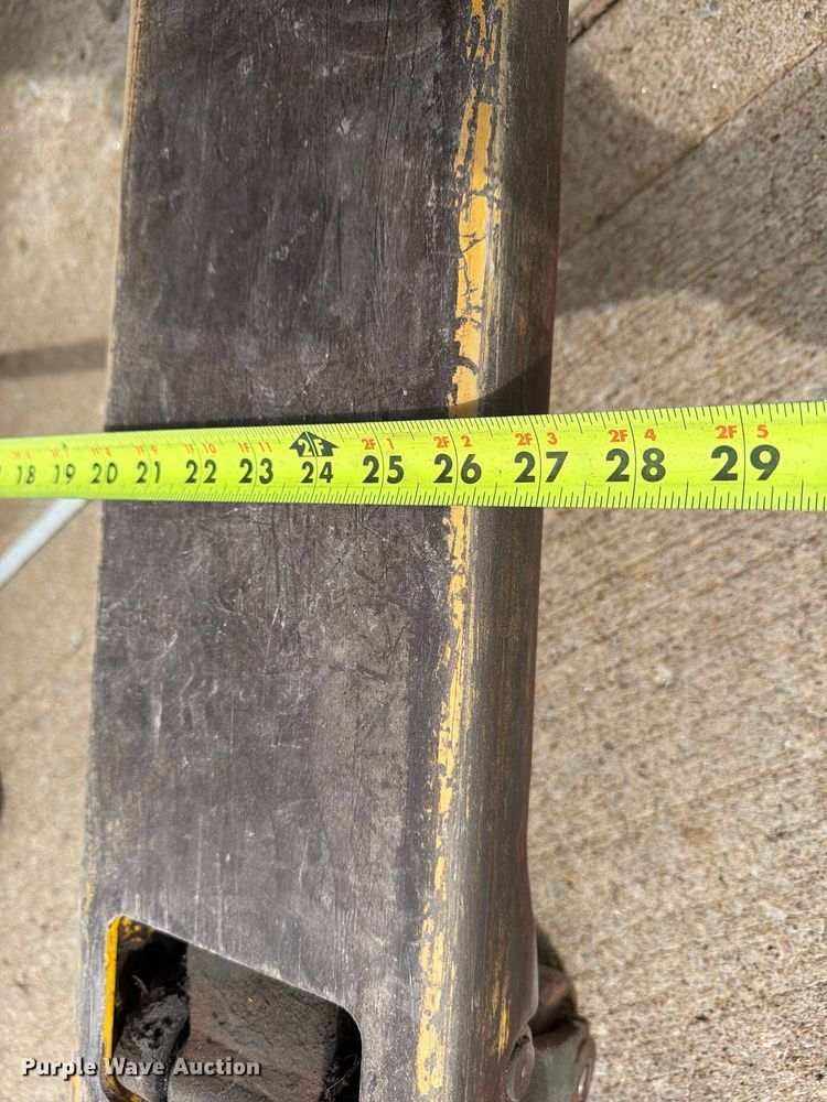 image for item FU4818 (2) Yale MPB040-EN24T2748 pallet jacks