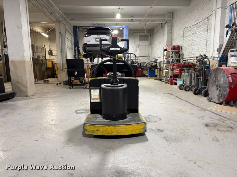 image for item FU4819 2017 Yale MPEO60LFN24T2748 pallet jack