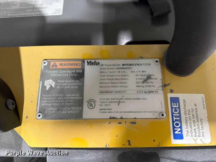 image for item FU4819 2017 Yale MPEO60LFN24T2748 pallet jack