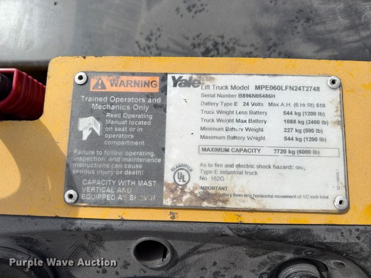 image for item FU4820 2010 Yale MPE060LFN24T2748 pallet jack