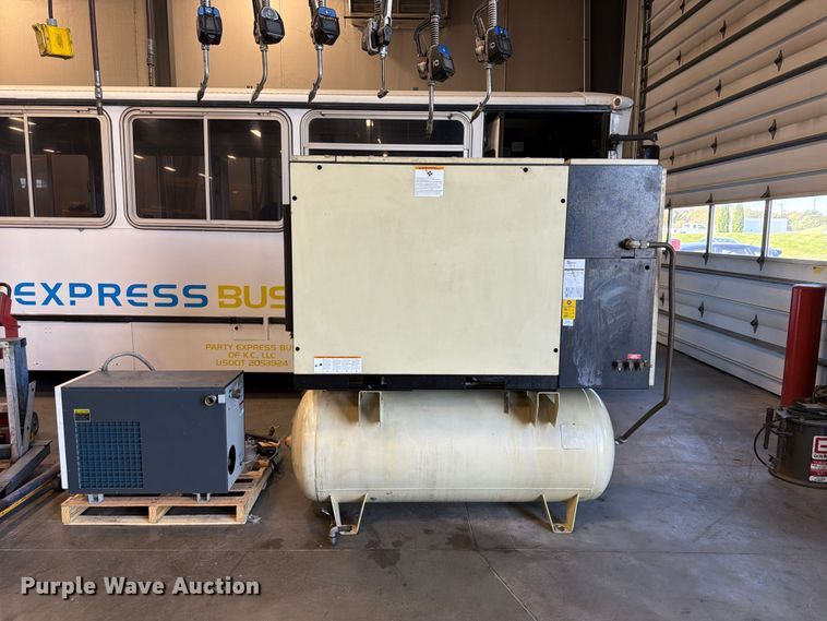 image for item FU4821 Ingersoll Rand UP6-25-200 air compressor