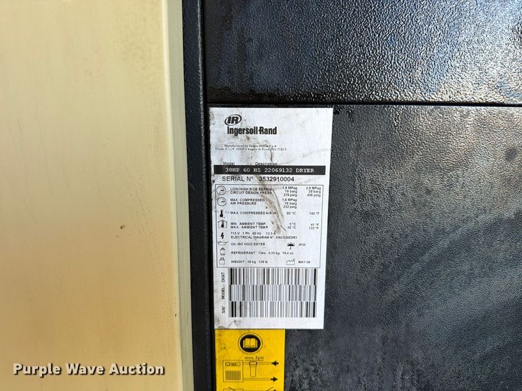 image for item FU4821 Ingersoll Rand UP6-25-200 air compressor