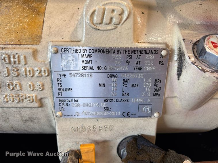 image for item FU4821 Ingersoll Rand UP6-25-200 air compressor