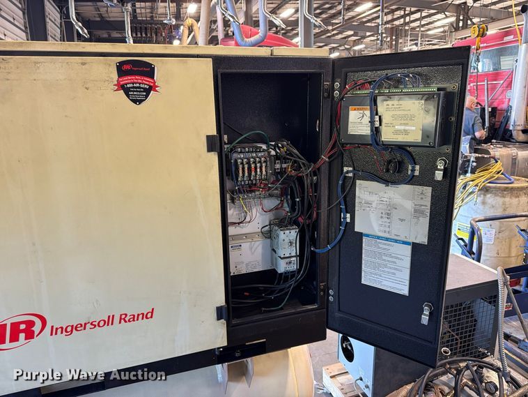 image for item FU4821 Ingersoll Rand UP6-25-200 air compressor