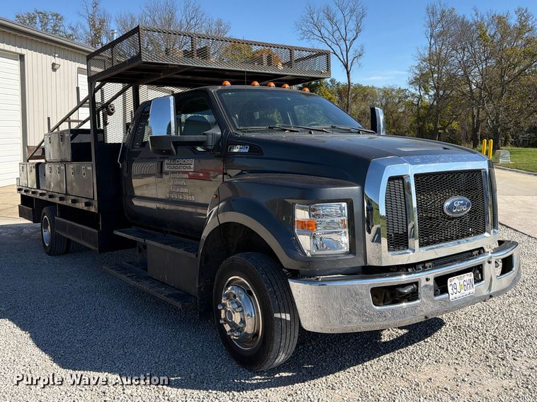 image for item FU4823 2021 Ford F650 Super Duty Crew Cab flatbed truck