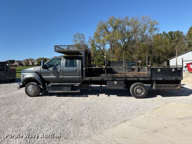 image for item FU4823 2021 Ford F650 Super Duty Crew Cab flatbed truck
