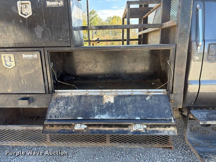 image for item FU4823 2021 Ford F650 Super Duty Crew Cab flatbed truck