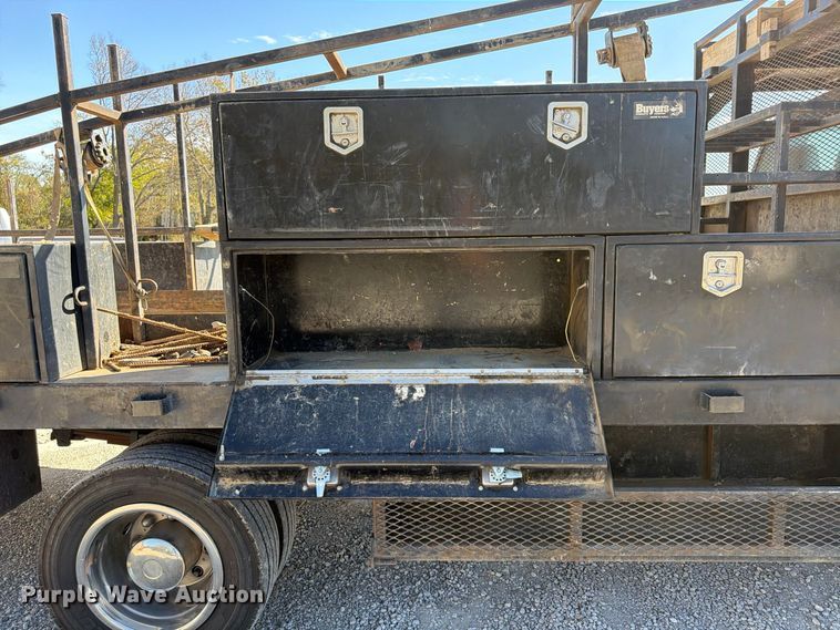 image for item FU4823 2021 Ford F650 Super Duty Crew Cab flatbed truck