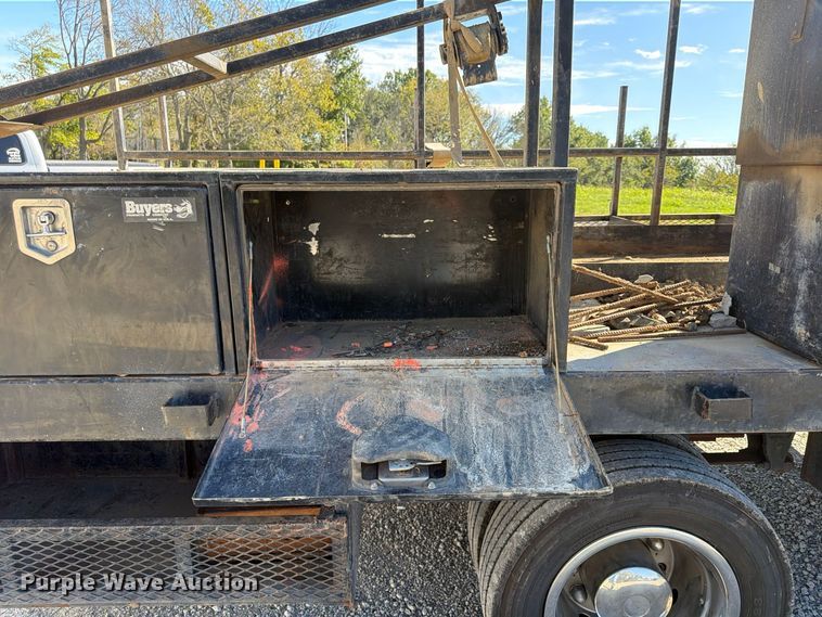 image for item FU4823 2021 Ford F650 Super Duty Crew Cab flatbed truck
