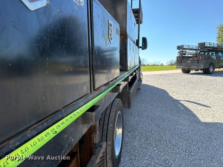 image for item FU4823 2021 Ford F650 Super Duty Crew Cab flatbed truck