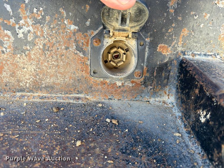 image for item FU4823 2021 Ford F650 Super Duty Crew Cab flatbed truck