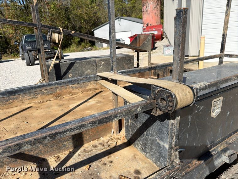image for item FU4823 2021 Ford F650 Super Duty Crew Cab flatbed truck