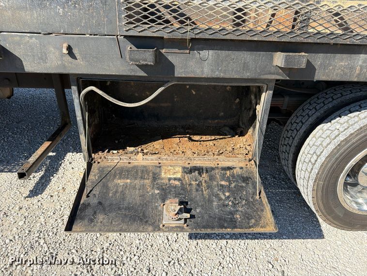 image for item FU4823 2021 Ford F650 Super Duty Crew Cab flatbed truck
