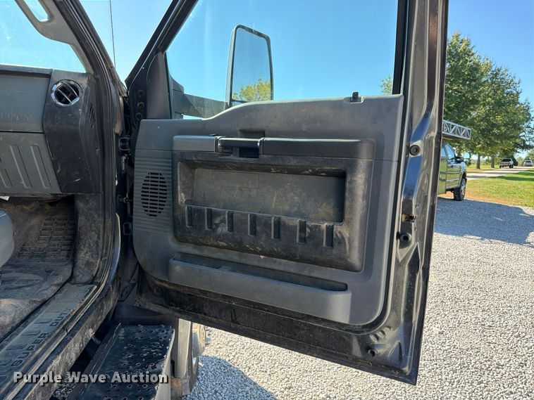image for item FU4823 2021 Ford F650 Super Duty Crew Cab flatbed truck
