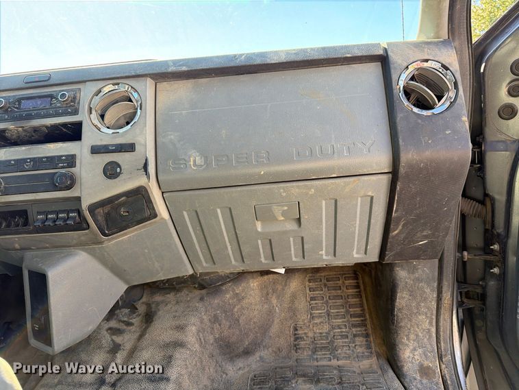 image for item FU4823 2021 Ford F650 Super Duty Crew Cab flatbed truck