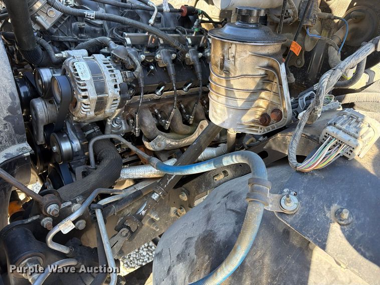 image for item FU4823 2021 Ford F650 Super Duty Crew Cab flatbed truck
