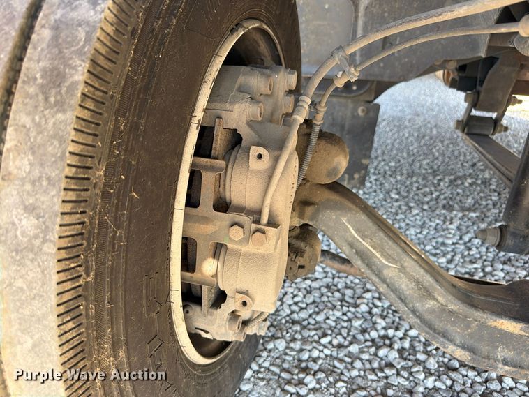 image for item FU4823 2021 Ford F650 Super Duty Crew Cab flatbed truck