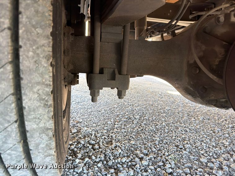 image for item FU4823 2021 Ford F650 Super Duty Crew Cab flatbed truck