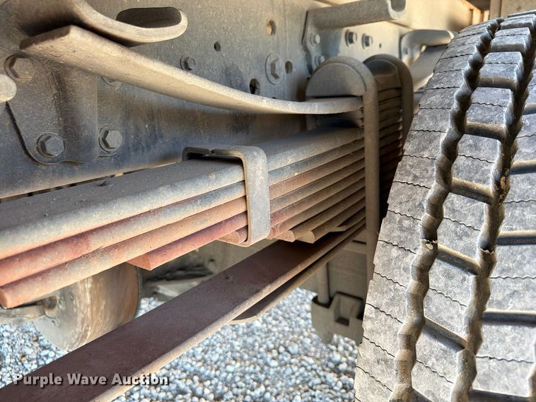 image for item FU4823 2021 Ford F650 Super Duty Crew Cab flatbed truck