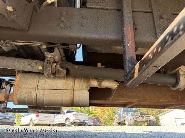 image for item FU4823 2021 Ford F650 Super Duty Crew Cab flatbed truck