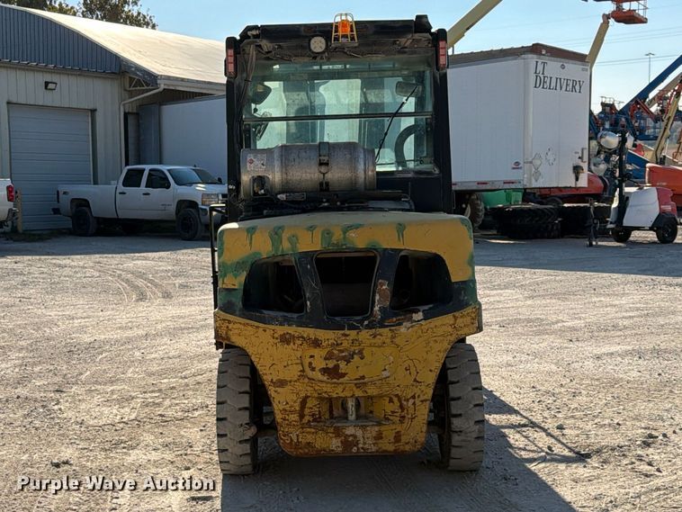 image for item FU4831 2012 Yale GLP100VXNGGE103 forklift
