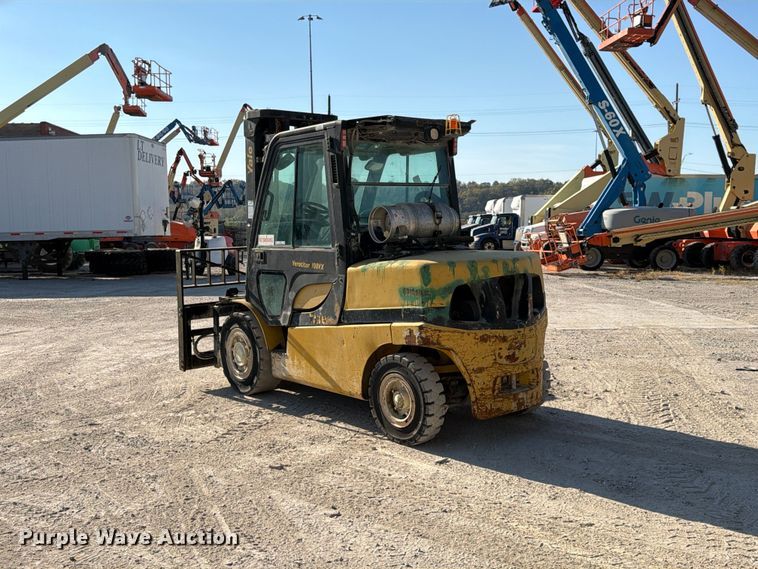 image for item FU4831 2012 Yale GLP100VXNGGE103 forklift