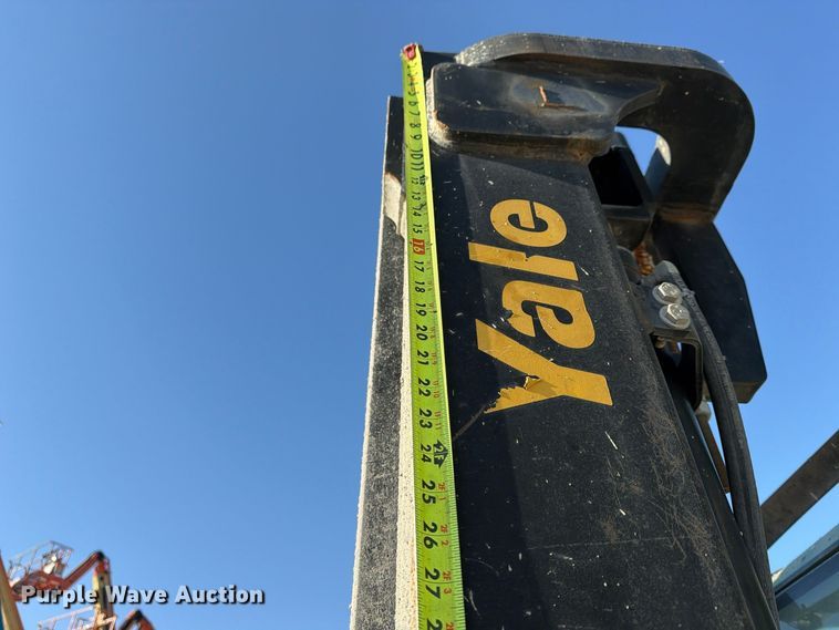 image for item FU4831 2012 Yale GLP100VXNGGE103 forklift