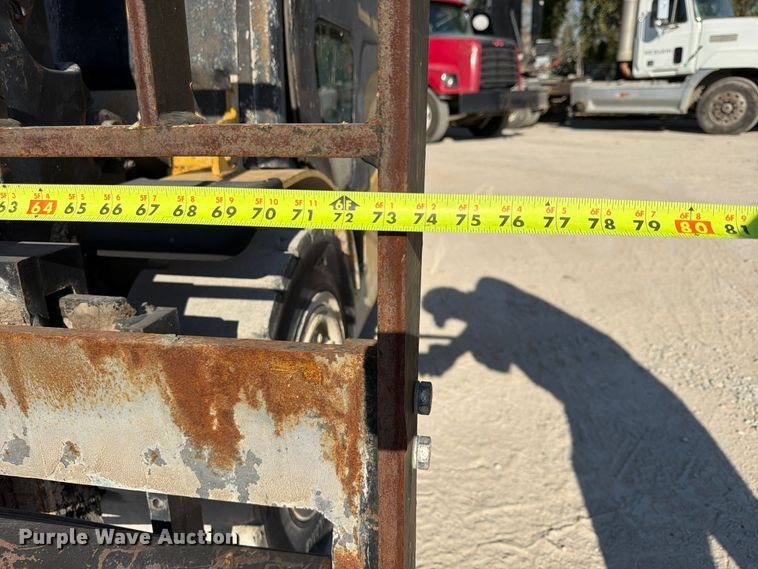 image for item FU4831 2012 Yale GLP100VXNGGE103 forklift